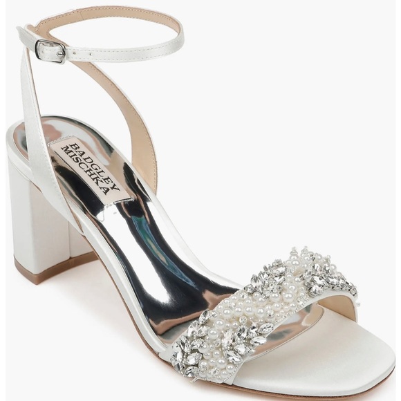 Badgley Mischka Shoes - Badgley Mischka Clara Heels Size 9